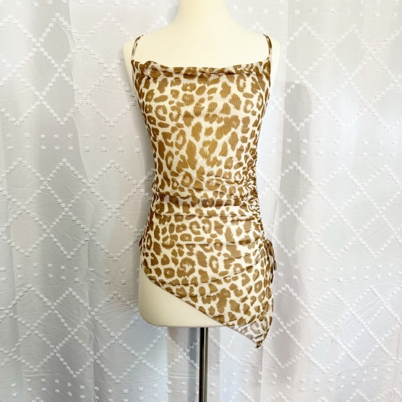 🐣 298. Rue21 Leopard Print Asymmetrical Spaghetti Strap Top Size Small - Picture 3 of 8